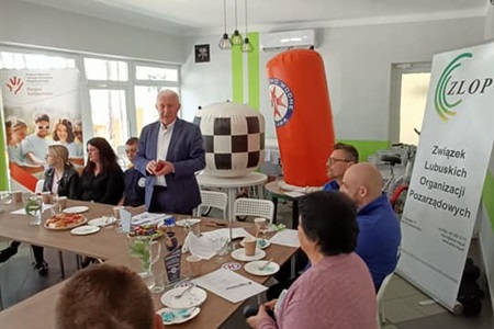 Debata wolontariacka w Sławie - inicjatywa Regionalnego Partnera Korpusu Solidarności